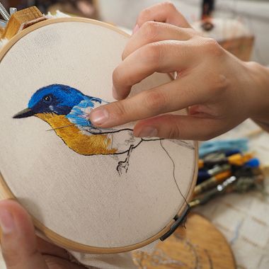 7 Embroiderers You Need to Follow 