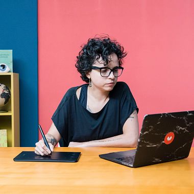 Carol Lopes: o papel da cor na fotografia artística