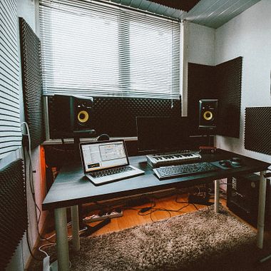 How to Set up a Sound Recording Studio at Home