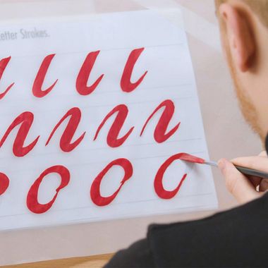 Tutorial Lettering: dicas básicas do uso de pincéis