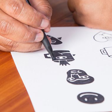 Ejercicio práctico: dibujo en negativo a mano