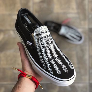 Materiales para personalización y decoración de sneakers