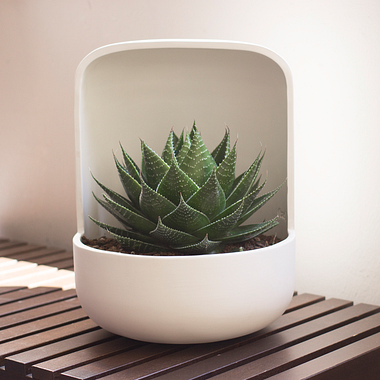 Ceramic Tutorial: How to make a rock-shaped flower pot from clay