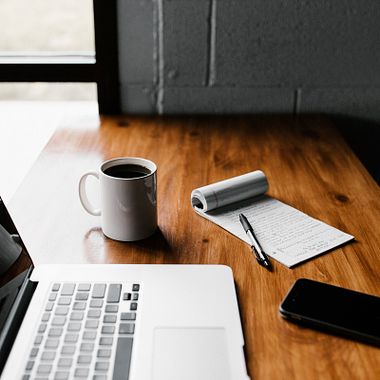 5 tutoriais gratuitos para criativos freelancers atingirem seus objetivos