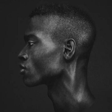 15 retratos de dibujo realista que te sorprenderán