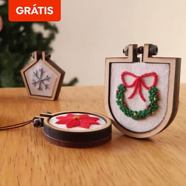 Download grátis: padrões de bordado de Natal em miniatura