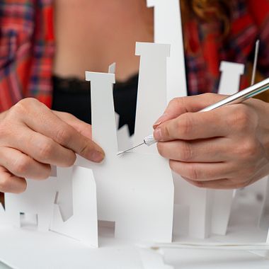 Descarga gratis un esquema para construir un libro pop-up tridimensional