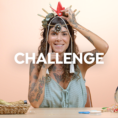 Domestika Challenge: crea una diadema de Carnaval con objetos insólitos