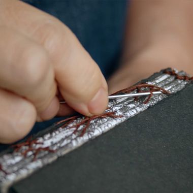 Tutorial DIY: como escolher fios para encadernação
