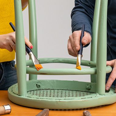 Interior Design Tutorial: 5 Tips for Decorating with Vintage Furniture