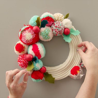 5 Free Tutorials to Make Crafts at Home with Few Supplies