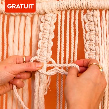 Patron de macramé gratuit pour réaliser votre propre tenture murale