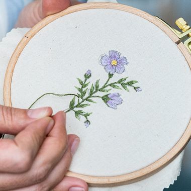 Embroidery Tutorial: How to Embroider a Flower