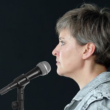 Public Speaking Tutorial: How to Present Your Ideas Confidently