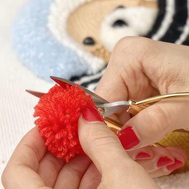 Descarga GRATIS: Cómo hacer pompones de forma fácil