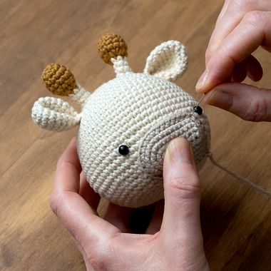 Master Crochet Artist Joanna Kienmeyer Explains the Japanese Craft