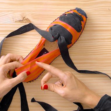 DIY Tutorial: How to customize espadrilles with colored ribbons