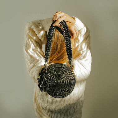 Macramé Tutorial: how to make a "charm" keychain easily and from scratch