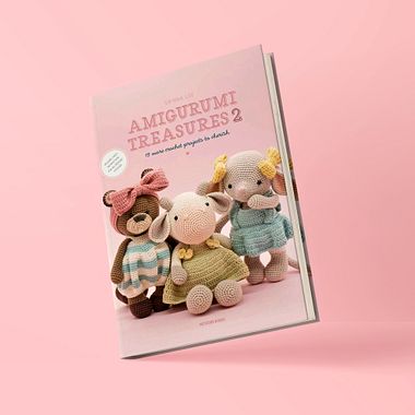 5 Essential Crochet Books to Own