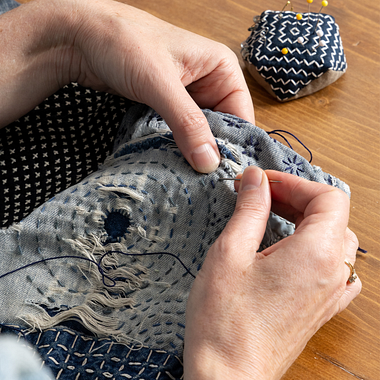 Sashiko Stitching Tutorial: Introduction to Hitome Zashi 