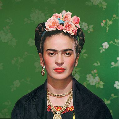 Frida Kahlo: transformar la vida en arte visual poderoso