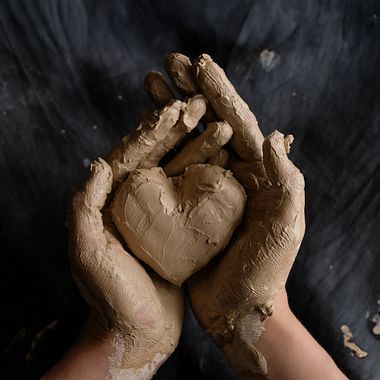 Clay at home: easy exercises for beginners