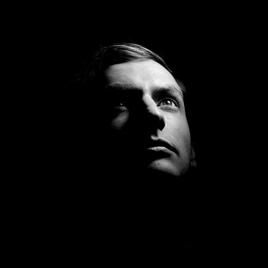Telling stories with light: basic photographic lighting techniques