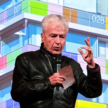  In memoriam José María Cruz Novillo
