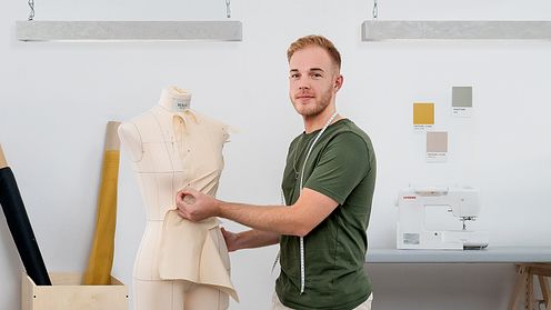 Introduction to Fashion Draping: Create Custom Womenswear