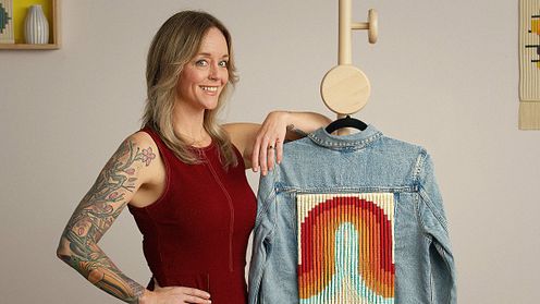 Macramé: denim jacket with clove hitch knots