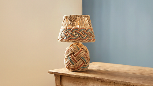 Guided Course: Create a woven hanging decoration with thick rope