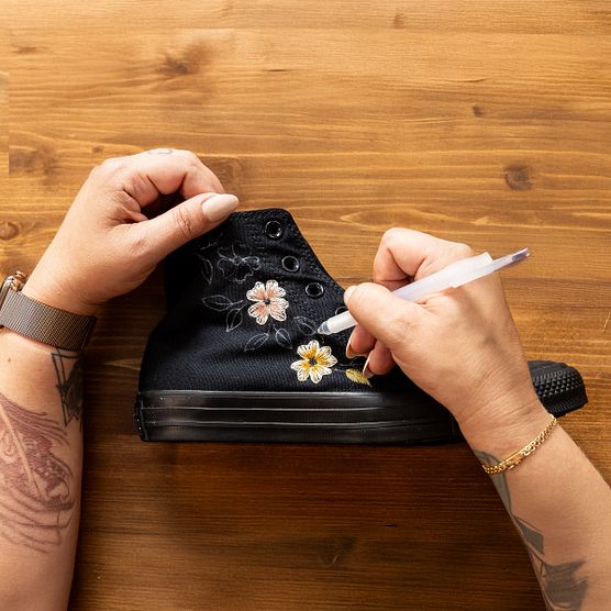 Bordado floral vintage: descarga patrones únicos y personaliza tus prendas