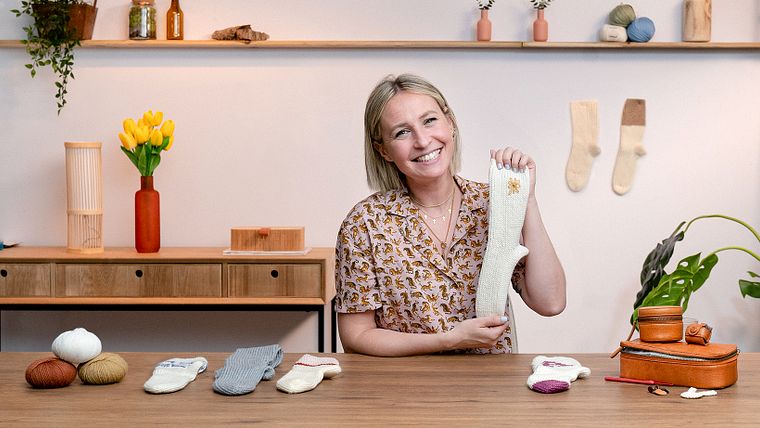 Design e confecção de meias em crochê