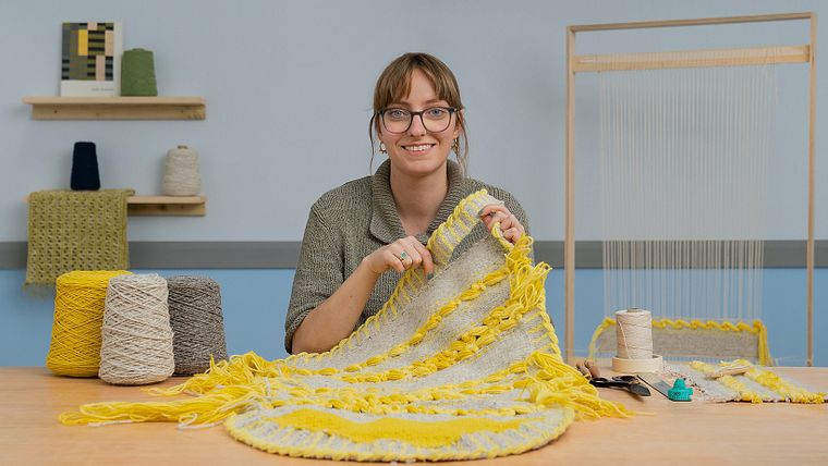 Diseño de alfombras contemporáneas con técnicas de tejido manuales