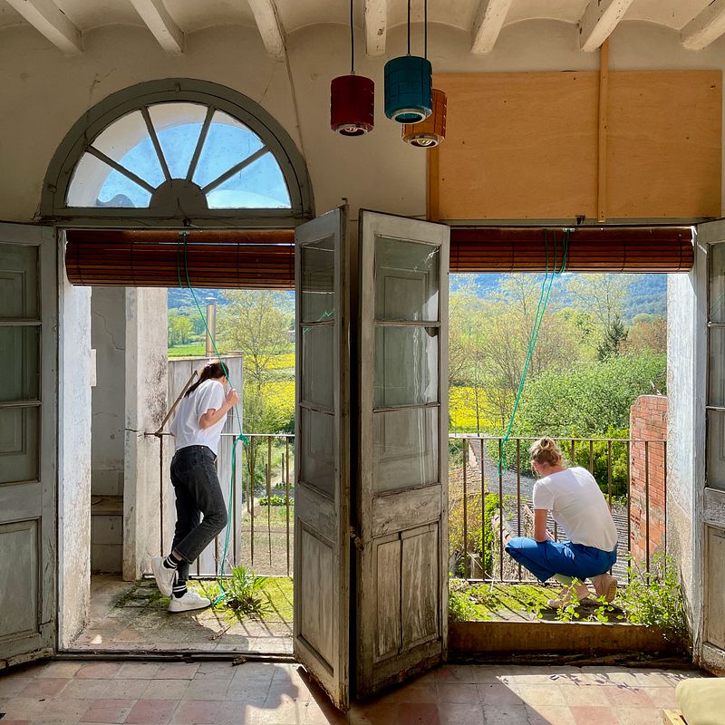 LA GARROTXA by NeuronaLab | Vivienda entre medianeras en Girona