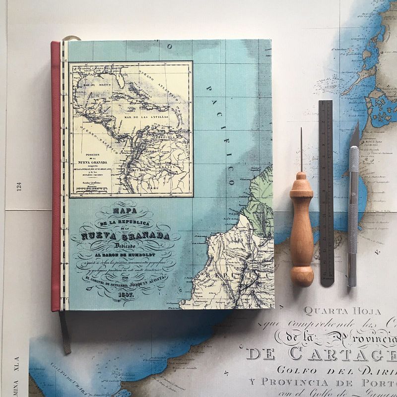 Edición bitácoras de viaje en colaboración con Historia Apié 
