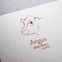 Angus Aberdeen España. Br, ing, Identit, Design, Graphic Design, and Traditional illustration project by Anais García - 07.09.2016