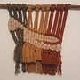 Mi Proyecto del curso: Introducción al macramé: creación de un tapiz decorativo. Un projet de Design d'intérieur, Créativité , et Décoration de María Fernanda Filippi Reyes - 23.08.2019