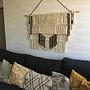 Mi Proyecto del curso: Introducción al macramé: creación de un tapiz decorativo. Un progetto di Macramè di Cecy Dueñas - 16.05.2020