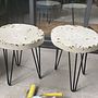 Glass terrazzo concrete side tables. Artesanato, Design e fabricação de móveis, Design de interiores, Interiores, e DIY projeto de amy_f_skinner - 20.11.2021
