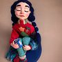 Christmas themed OOAK art doll. Design de personagens, Design de brinquedos, e Toy Art projeto de Irem Nur Terzi - 07.12.2021