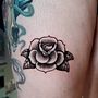 First Self Tattoo Ein Projekt aus dem Bereich Tattoodesign von Katie - 19.05.2022