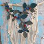 My project for course: 3D Macramé for Botanical Wall Hanging . % Evangelia Matoula tarafından hazırlanan Sanat ve El Sanatları, İç Dekorasyon, Elyaf Sanatları, Makrome, Ve Tekstil Tasarımı projesi - 09.17.2022