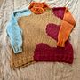My project for course: Intarsia Knitwear Design and Creation. Un projet de Stylisme, Art textile, DIY, Tricot , et Design textile de Kimberley Scofield - 27.08.2023