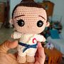 Mi proyecto del curso: Amigurumis: personas tejidas a crochet. Un proyecto de Artesanía, Diseño de juguetes, Tejido, Crochet, Amigurumi y Diseño textil de Marta Núñez Carretero - 02.09.2023