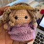 Angelito Amigurumi. Projekt z dziedziny Makrama, Szydełkowanie i Amigurumi użytkownika Jacqueline Jimenez Rosales - 12.12.2023