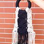 Il mio progetto del corso: Design e confezione di borse in macramè. Un progetto di Design, Design di accessori, Artigianato, Cucito, Fiber Art, Macramè e Textile Design di matildemaione_91 - 10.07.2023