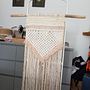 Mi proyecto del curso: Introducción al macramé: creación de un tapiz decorativo . % Marta Sabina tarafından hazırlanan Aksesuar Tasarımı, Sanat ve El Sanatları, İç Tasarım, Dekoras, on, El, af Sanatları, Makrome, Ve Tekstil Tasarımı projesi - 05.20.2024