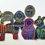 Cut.and.Tear - Embroidery: Clothing Repair (Patch-Creatures). Een project van Borduurwerk, Naaiwerk, DIY, Upc, cling y Textielontwerp van katysek16 - 07.08.2024