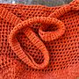 Bolsa de crochê marrom. Un projet de Création d'accessoires, Art textile, Crochet, Tricot , et Design textile de Beatriz Rangel - 04.03.2026